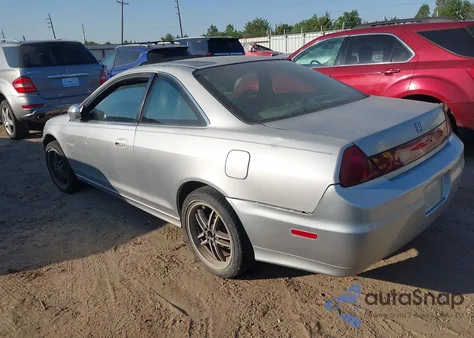 2001 Honda Accord 2.3 Ex z USA, uszkodzony, nr VIN 1HGCG32531A004561